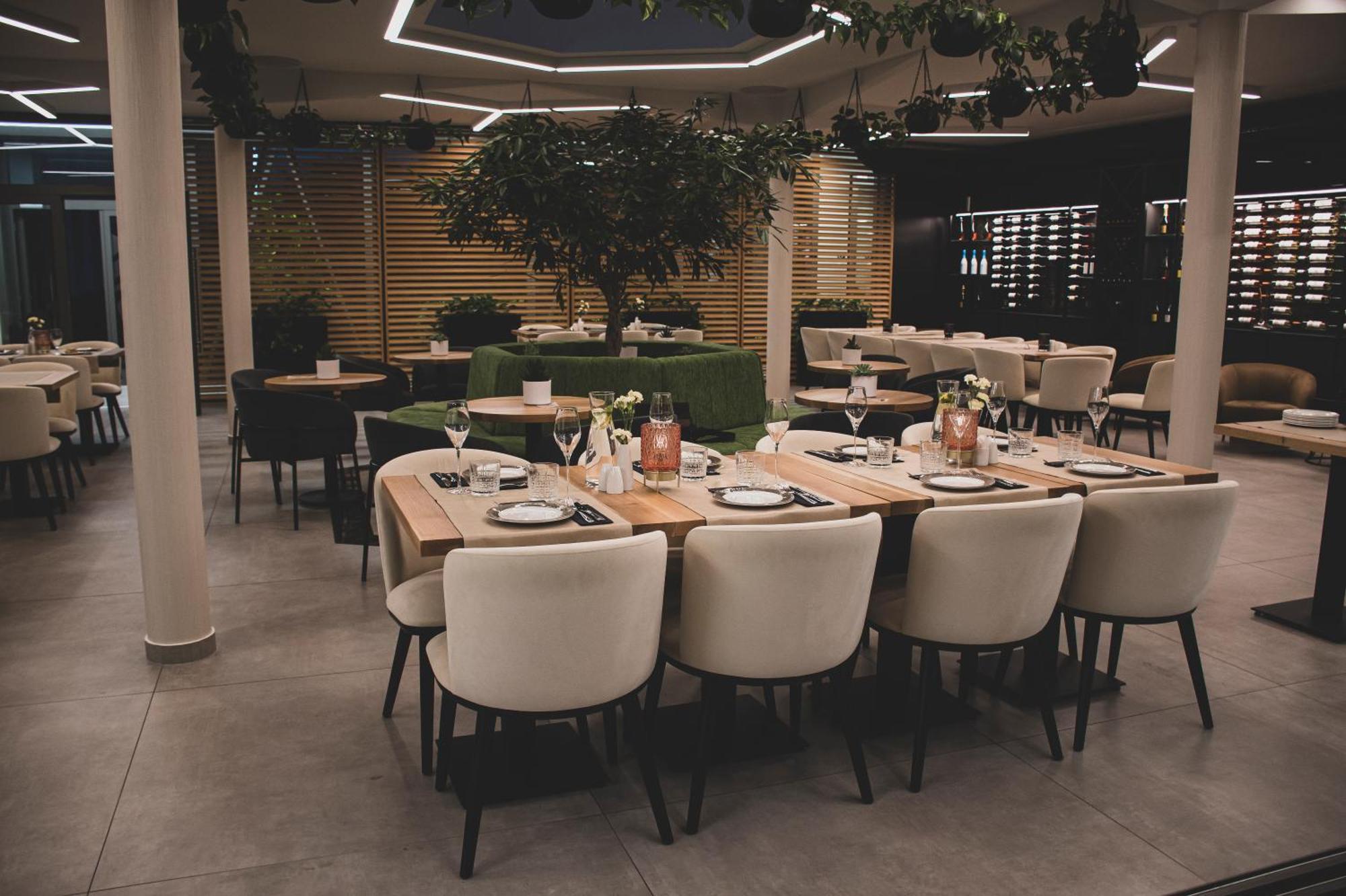Rm Hotel Wellness & Congress Prievidza Exterior photo
